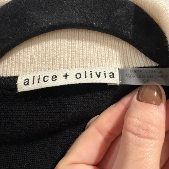 New Alice and Olivia black Verdell cropped knit sweater jacket